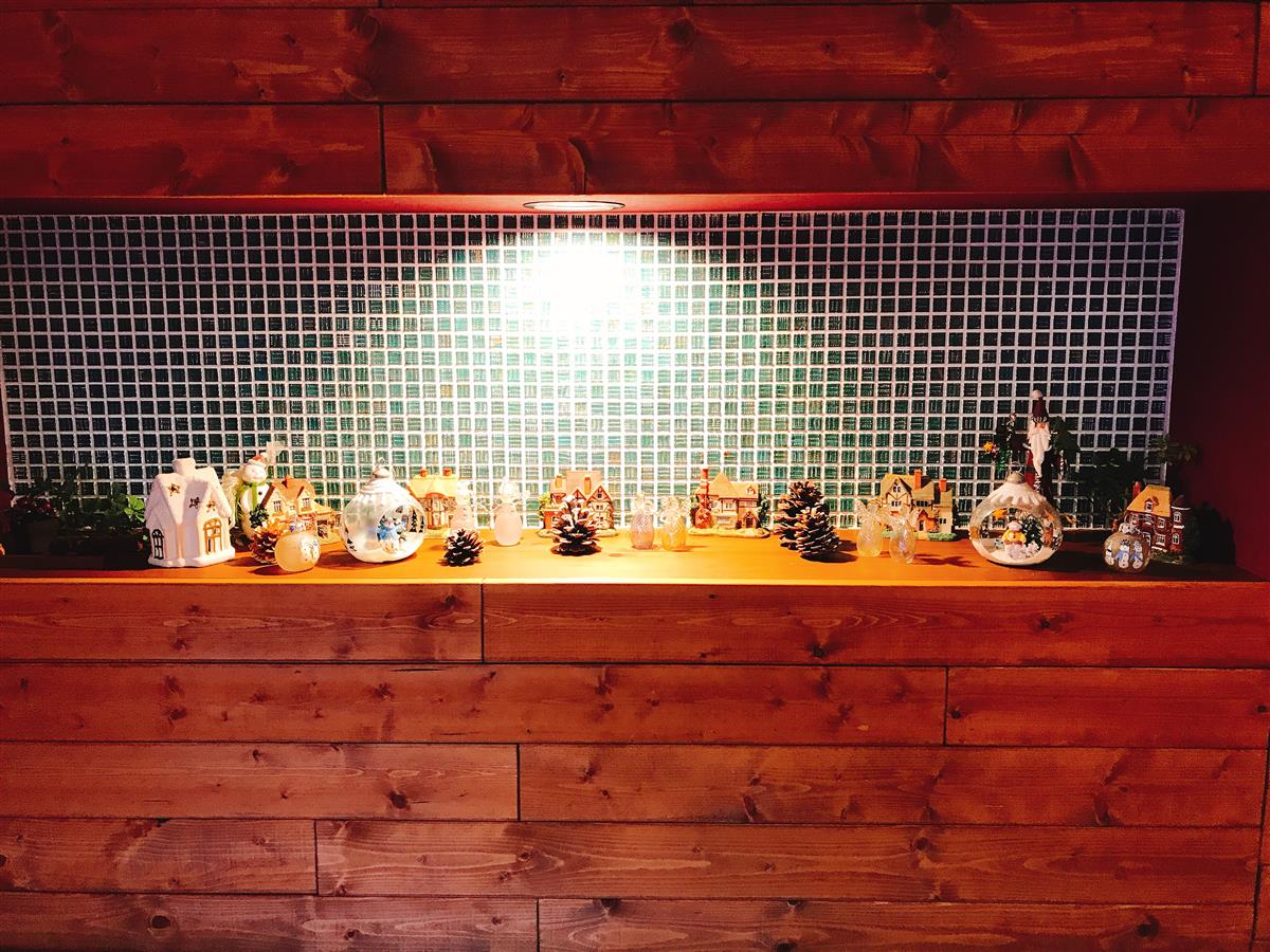 クリスマスの飾りつけ