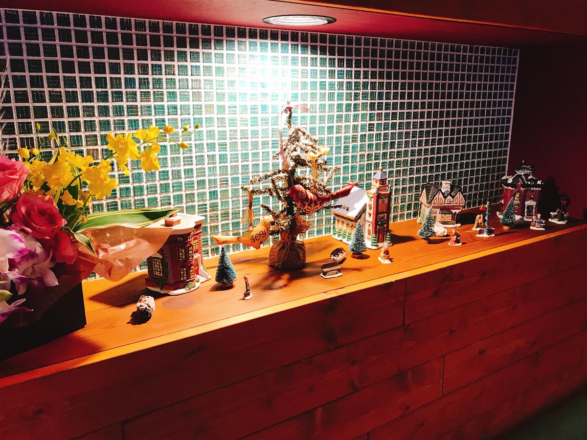 クリスマスの飾りつけ